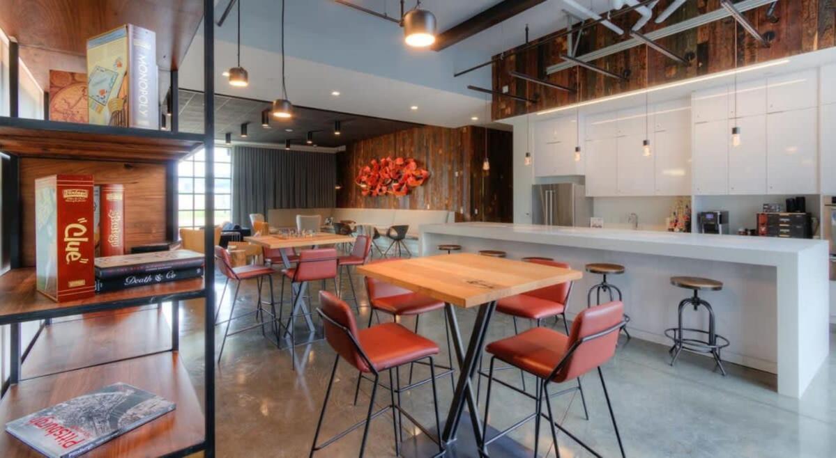 Cozysuites Modern Sdo, Lawrenceville Apartment *