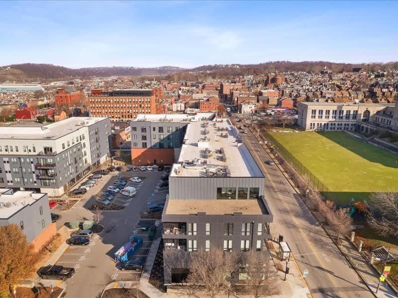 Apartment Cozysuites Modern Sdo, Lawrenceville Pittsburgh