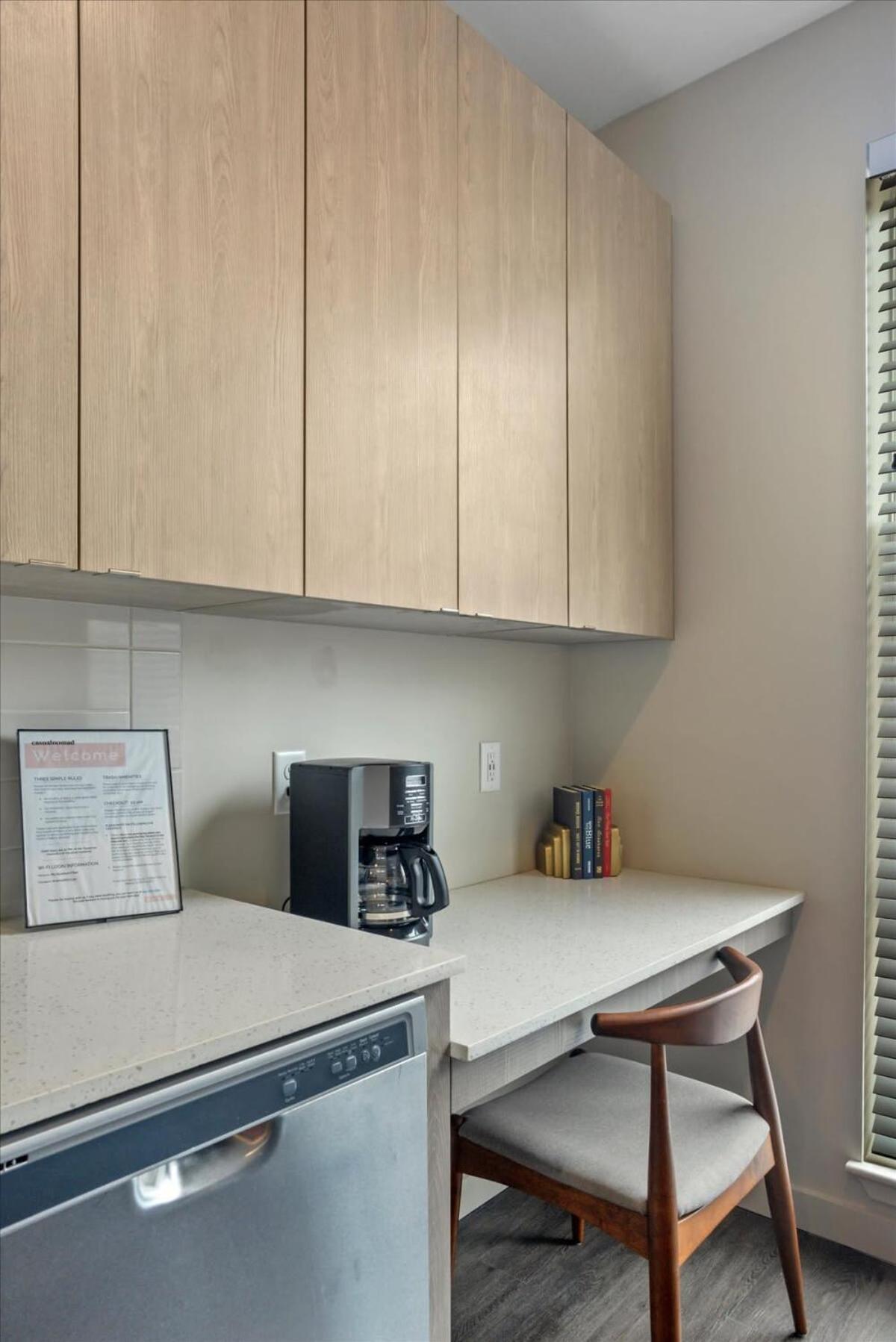 Apartment Cozysuites Modern Sdo, Lawrenceville *